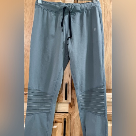 Women’s Gray Born Primitive Textured Knee Jogger Pants Sporty Athletic Active - Picture 5 of 13